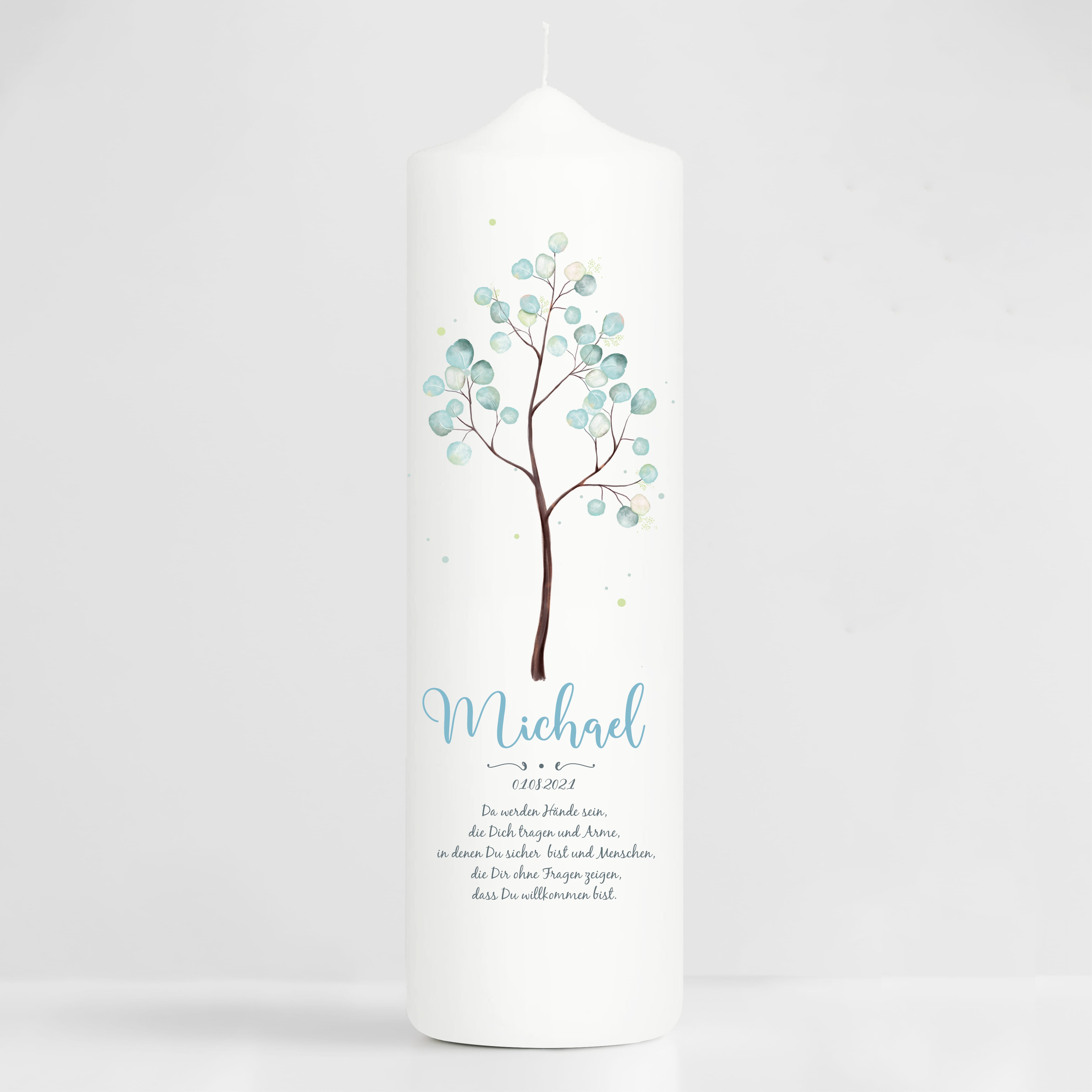 Taufkerze Junge Mädchen Baum Lebensbaum pastell bedruckt mit Namen, Datum und auf Wunsch eigenem, vorgegebenem oder keinem Taufspruch Auf dem Bild ist das Produkt: Taufkerze Junge Mädchen Baum Lebensbaum pastell bedruckt mit Namen, Datum und auf Wunsch eigenem, vorgegebenem oder keinem Taufspruch zum Preis von €5.90 abgebildet.