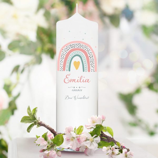 Auf dem Bild ist das Produkt: Taufkerze Kerze zur Taufe oder Kommunion Regenbogen bunt Taufspruch mit Wunschname & Datum zum Preis von €5.90 abgebildet.