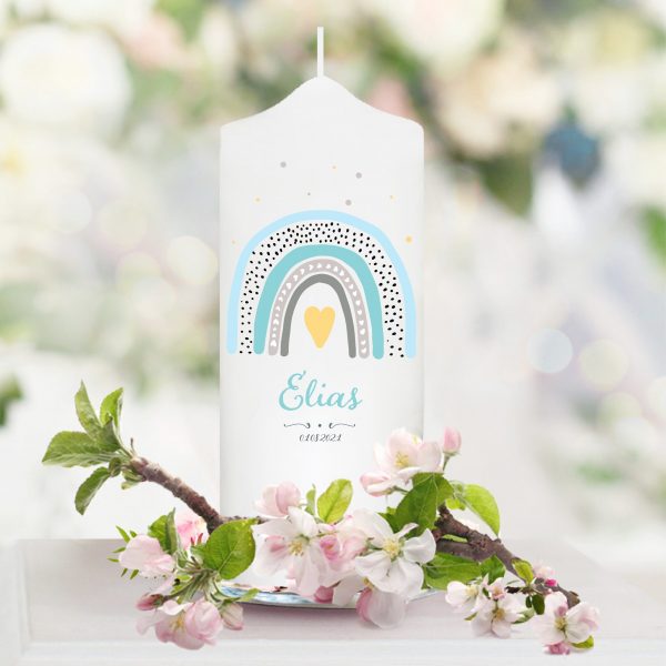 Auf dem Bild ist das Produkt: Taufkerze Kerze zur Taufe oder Kommunion Regenbogen bunt Taufspruch mit Wunschname & Datum zum Preis von €5.90 abgebildet.