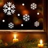 Fensterbild Schneeflocken – WIEDERVERWENDBAR – Fensteraufkleber 70 Aufkleber im Set Auf dem Bild ist das Produkt: Fensterbild Schneeflocken – WIEDERVERWENDBAR – Fensteraufkleber 70 Aufkleber im Set zum Preis von €6.9 abgebildet.