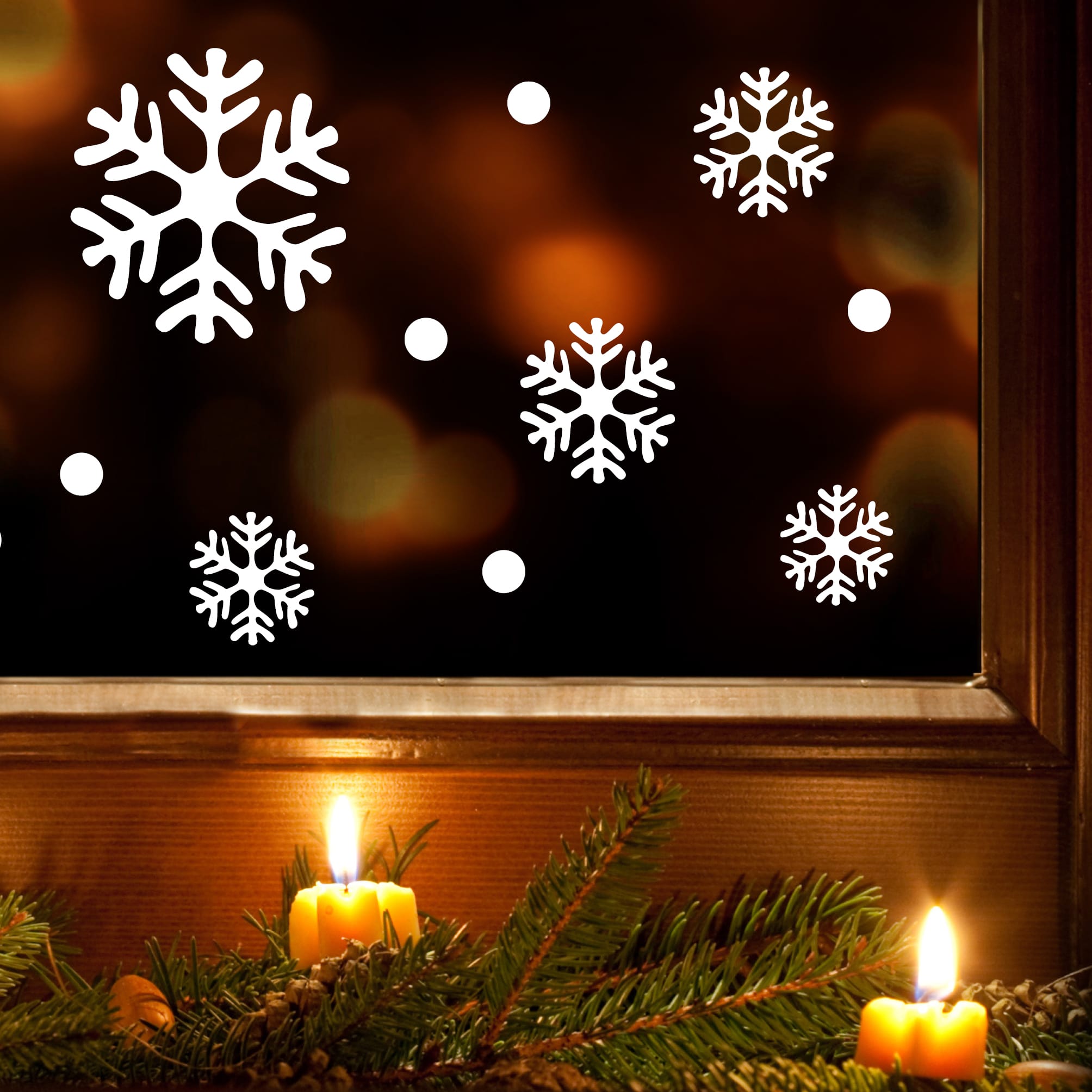 Fensterbild Schneeflocken – WIEDERVERWENDBAR – Fensteraufkleber 70 Aufkleber im Set Auf dem Bild ist das Produkt: Fensterbild Schneeflocken – WIEDERVERWENDBAR – Fensteraufkleber 70 Aufkleber im Set zum Preis von €6.9 abgebildet.