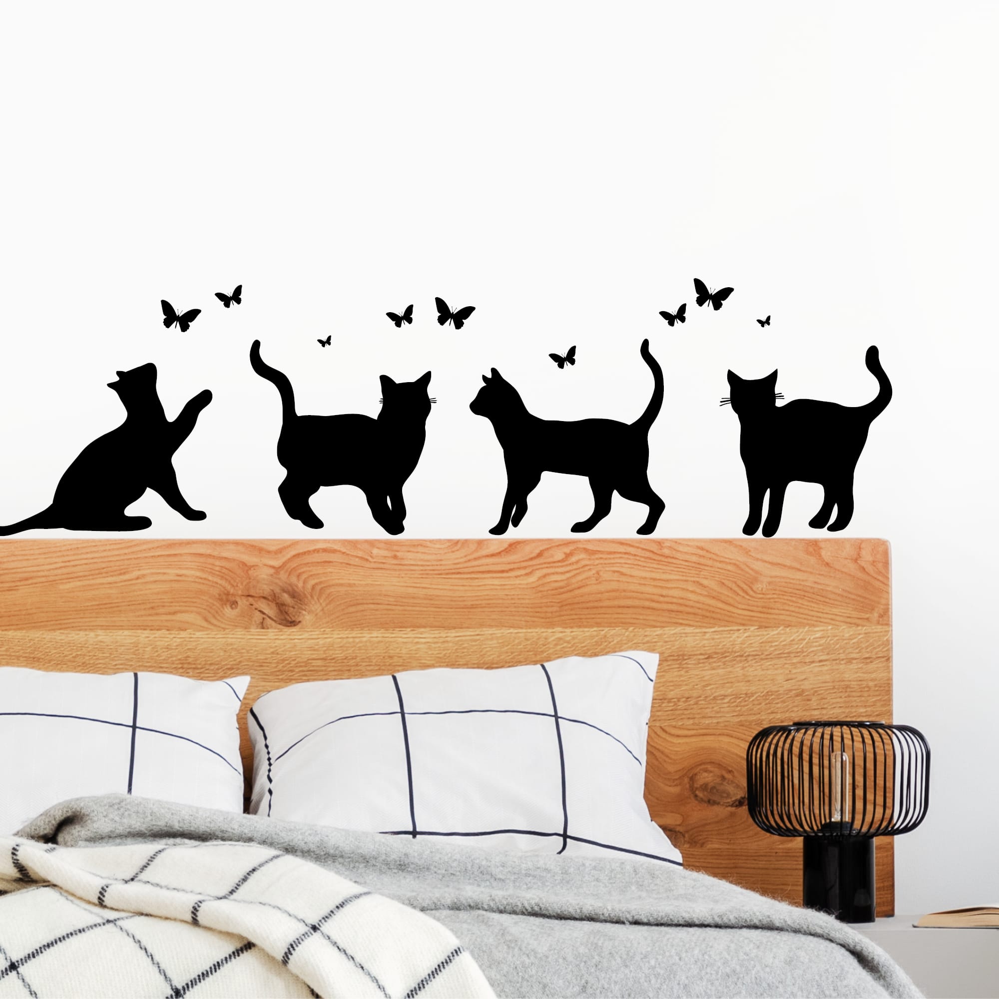Wandtattoo vier Katzen mit Schmetterlingen Dekoration Deko Küche Wohnzimmer Bordüre Fußleiste
