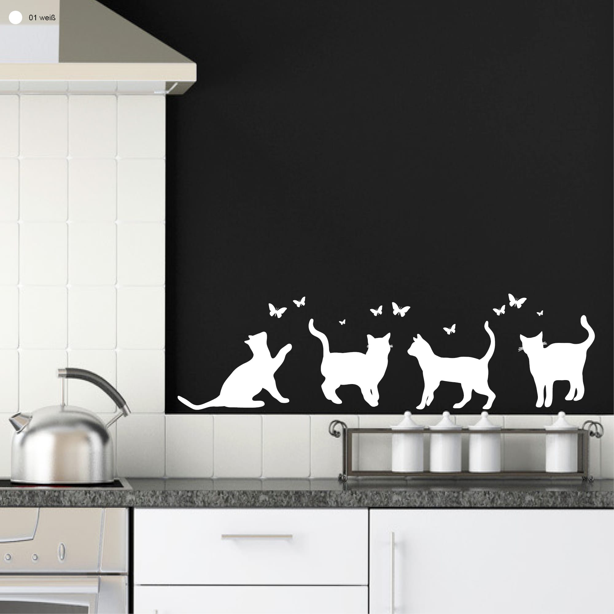 Auf dem Bild ist das Produkt: Wandtattoo vier Katzen mit Schmetterlingen Dekoration Deko Küche Wohnzimmer Bordüre Fußleiste zum Preis von €17.90 abgebildet.