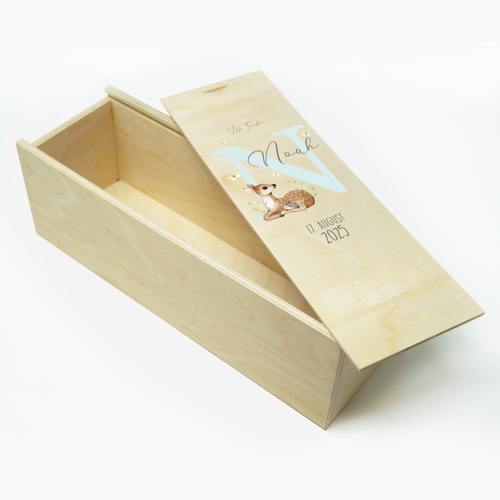 Auf dem Bild ist das Produkt: Taufkerze Junge Mädchen bedruckt personalisierter Buchstabe Reh Rehkitz Kerze zur Taufe Geburtstag Geschenk zum Preis von €6.40 abgebildet.